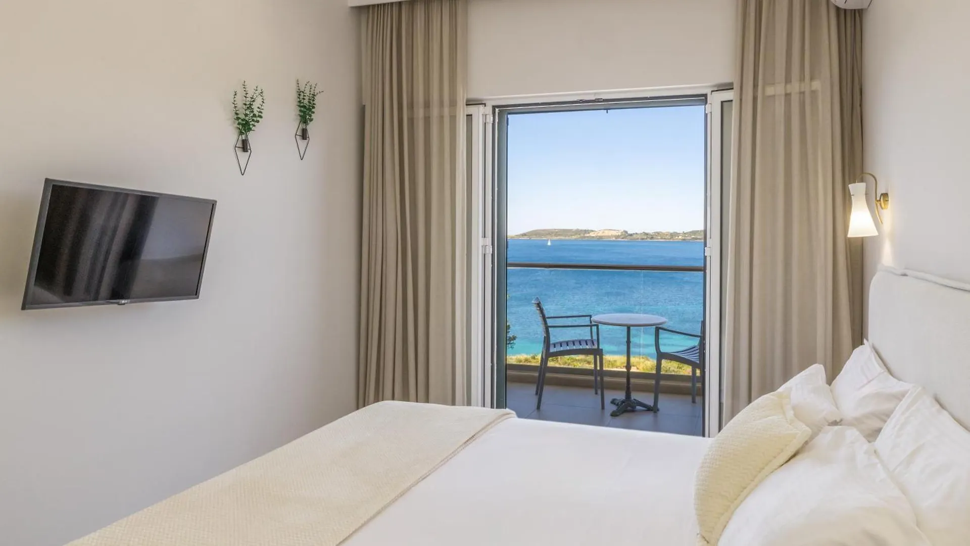 ***  Limanaki Hotel Argostoli  Greece